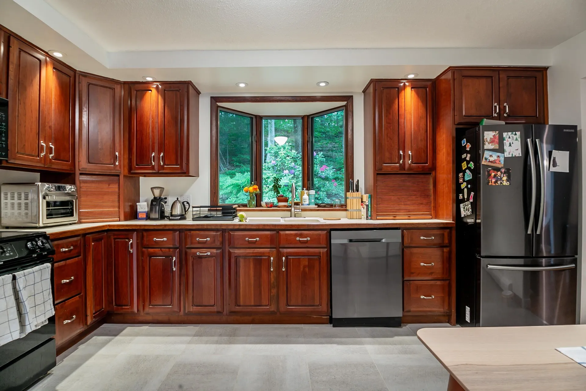 10 Greenbriar Drive Essex VT 05452