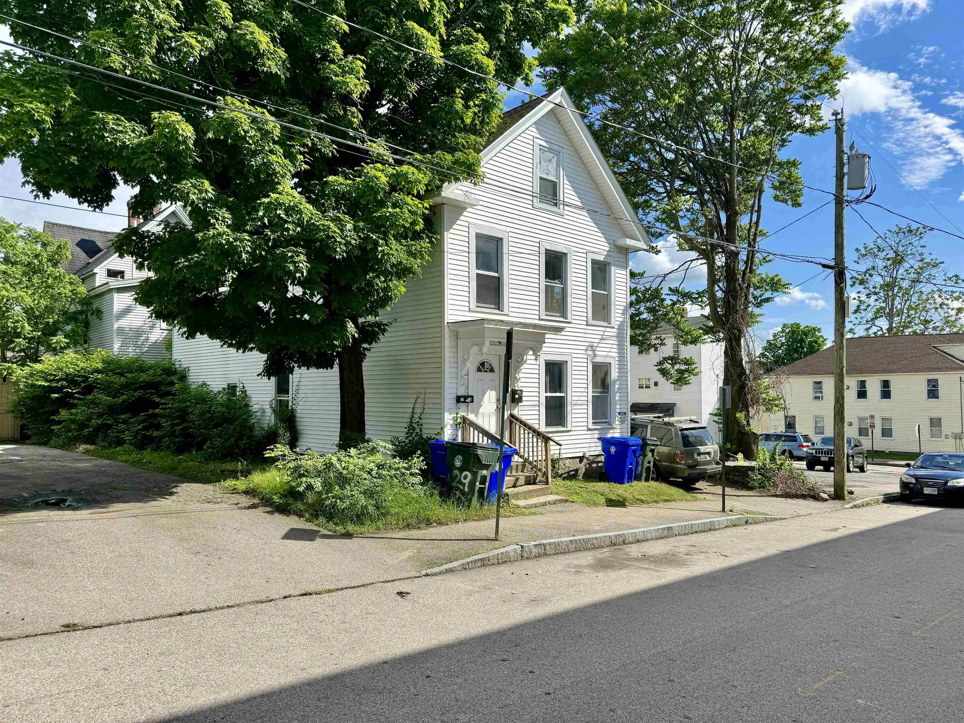 29 Dutton Street Manchester NH 03104