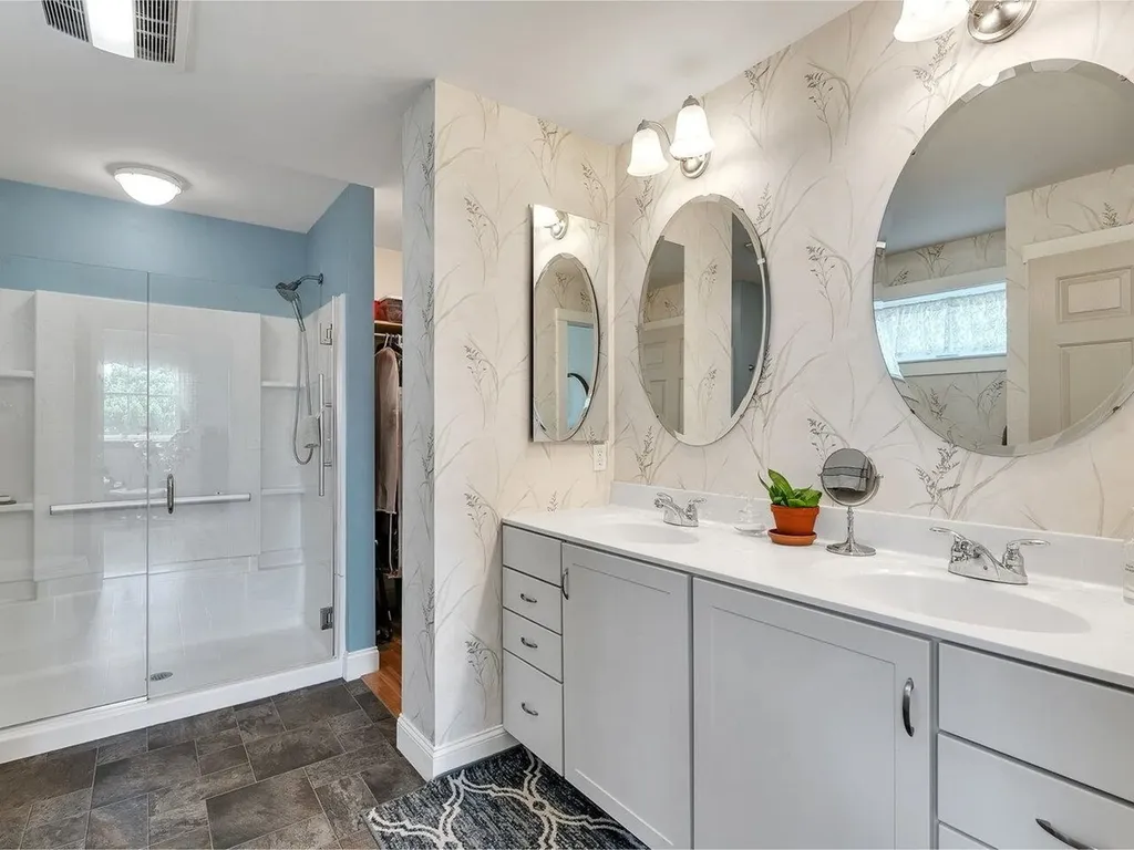 148 Chipman Street South Burlington VT 05403