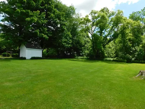 386 1st Avenue Chester VT 05143
