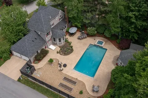 28 Preserve Drive Nashua NH 03064