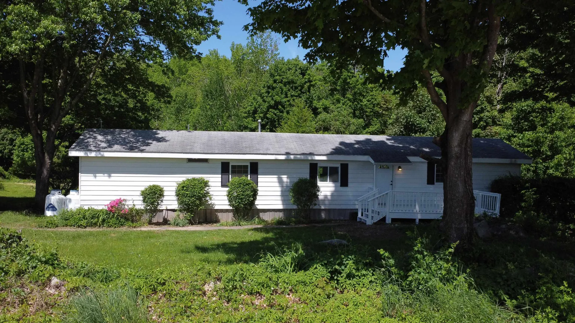 13 Olde Road Danville NH 03819
