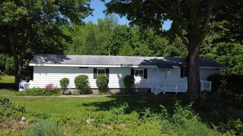 13 Olde Road Danville NH 03819