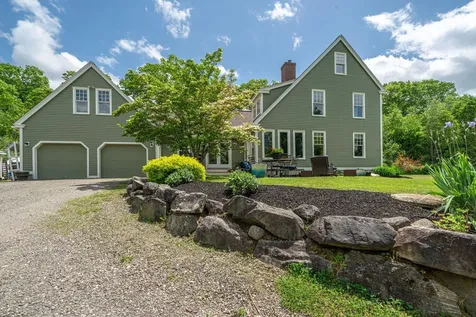 91 Mast Road Lee NH 03861