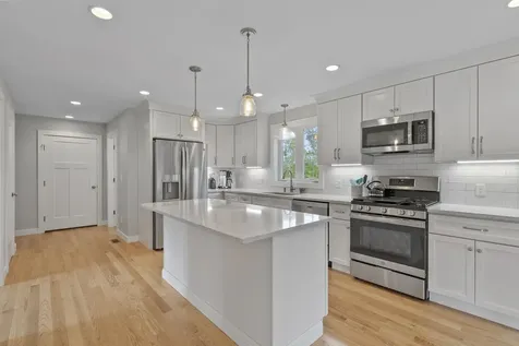 15 Echo Farm Drive Epping NH 03042