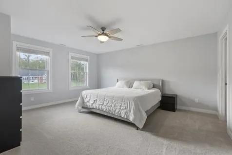 15 Echo Farm Drive Epping NH 03042