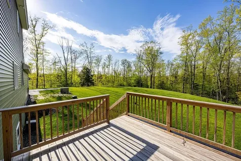 15 Echo Farm Drive Epping NH 03042