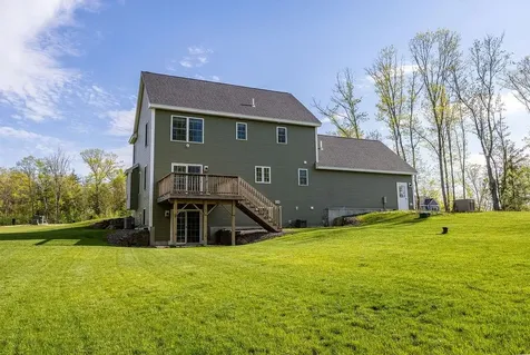 15 Echo Farm Drive Epping NH 03042