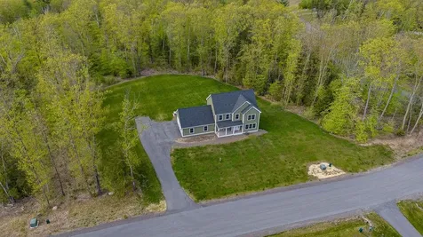 15 Echo Farm Drive Epping NH 03042