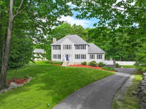 41 Orcutt Drive Chester NH 03036
