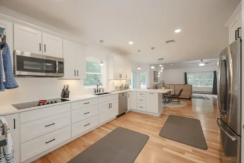 41 Orcutt Drive Chester NH 03036