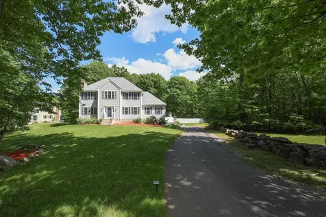 41 Orcutt Drive Chester NH 03036