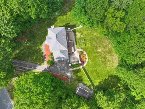 41 Orcutt Drive Chester NH 03036