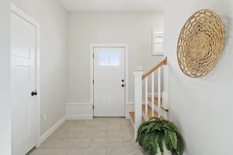 44c Stephen C Savage Way Plaistow NH 03865