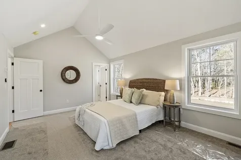 44c Stephen C Savage Way Plaistow NH 03865
