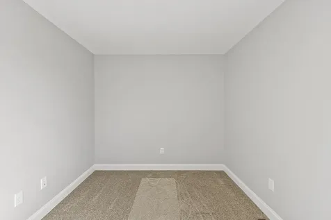 44c Stephen C Savage Way Plaistow NH 03865