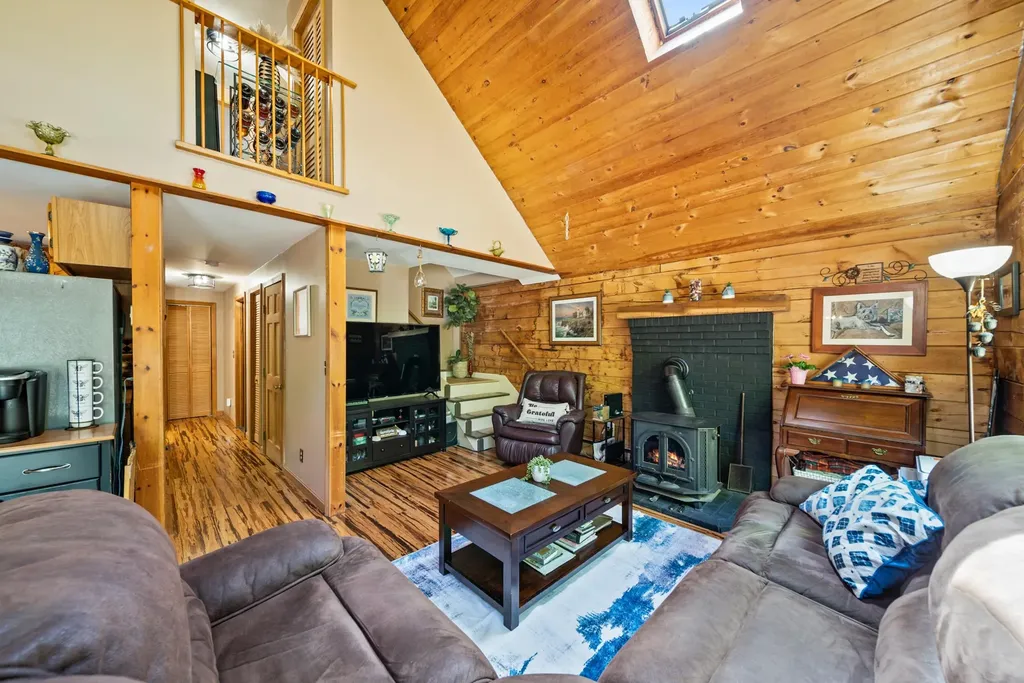 57 Newman Wilson Road Weare NH 03281