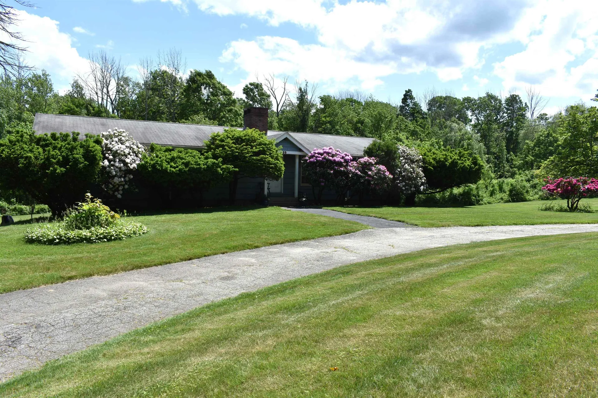 35 Sawyer Avenue Atkinson NH 03811