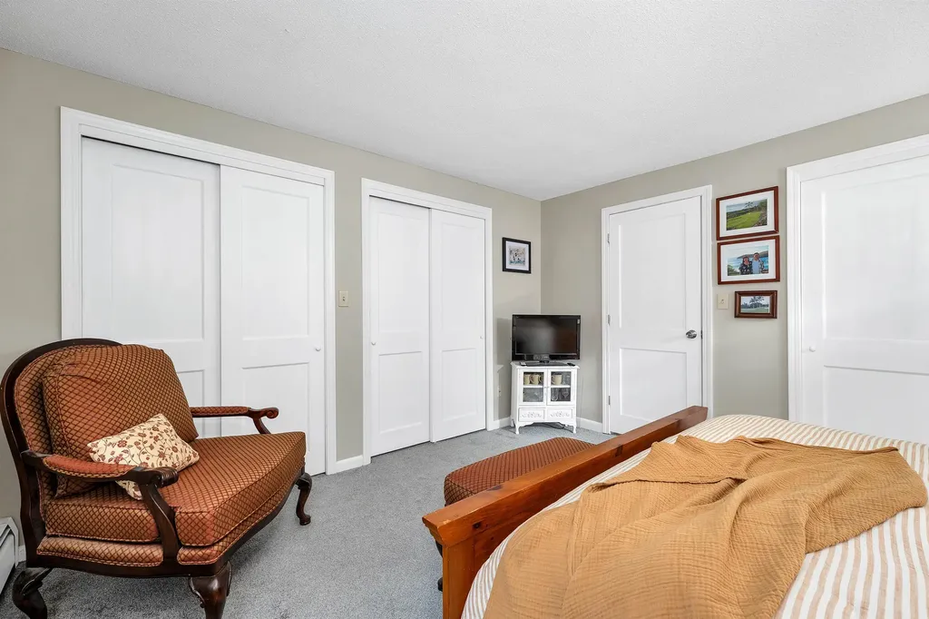 19 Perkins Drive Laconia NH 03246