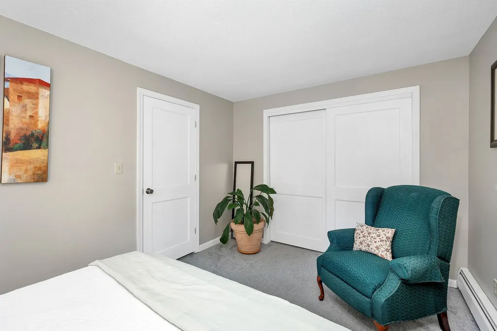 19 Perkins Drive Laconia NH 03246