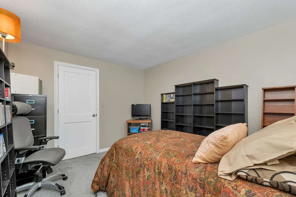 19 Perkins Drive Laconia NH 03246