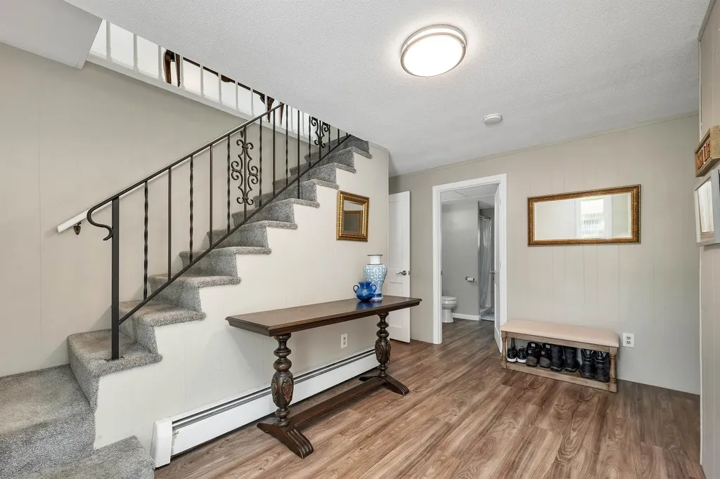 19 Perkins Drive Laconia NH 03246