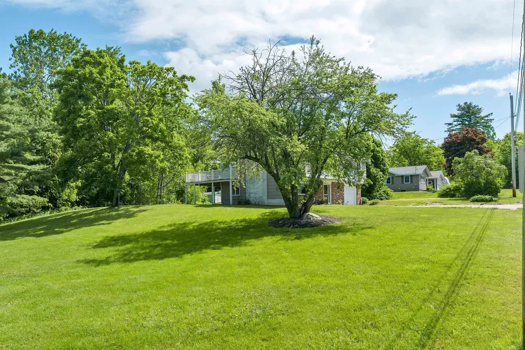 19 Perkins Drive Laconia NH 03246