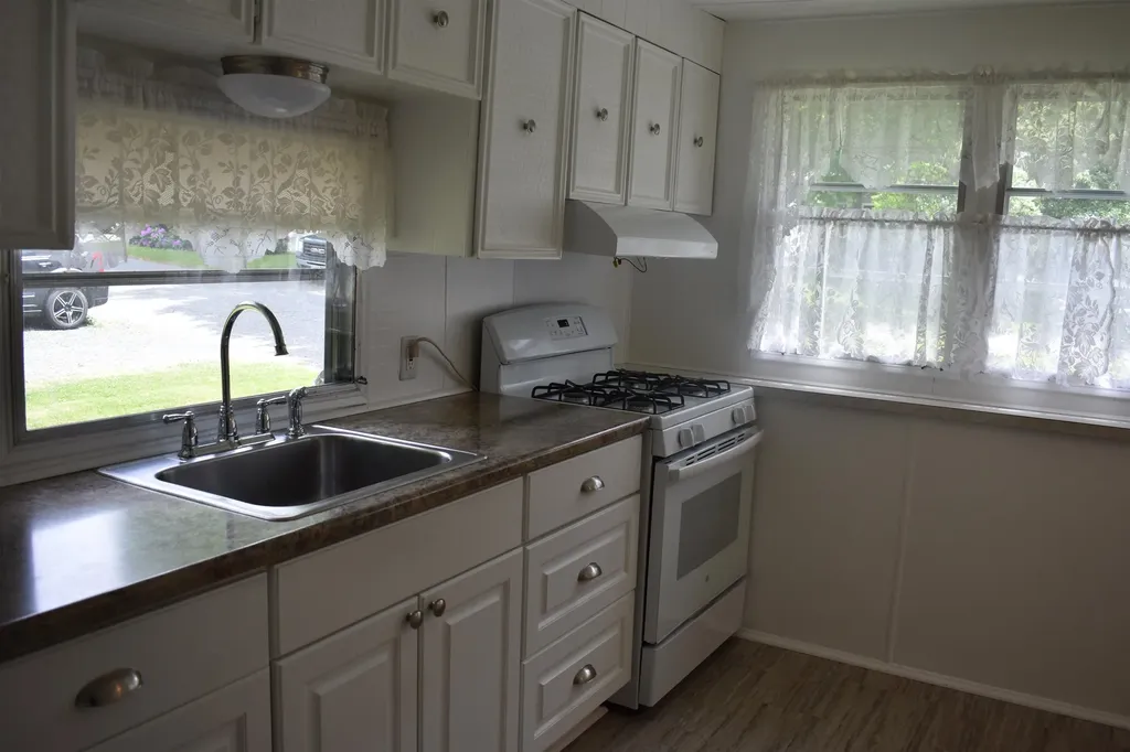 22 Rudsboro Road Lebanon NH 03766