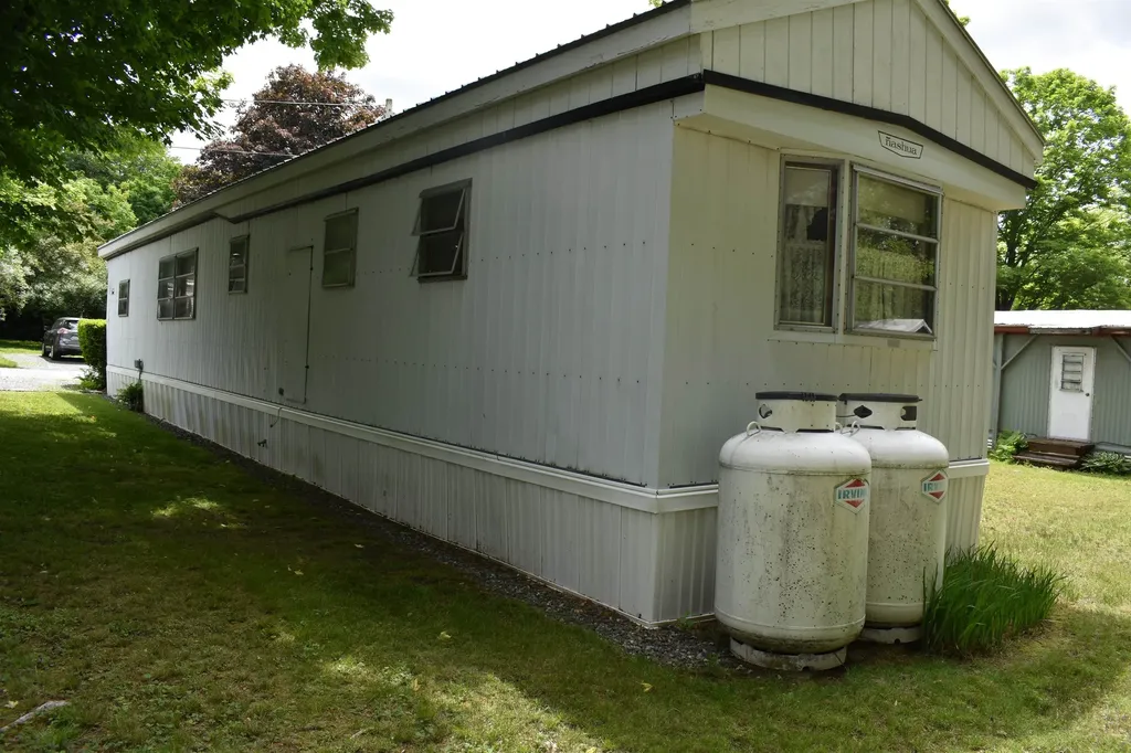 22 Rudsboro Road Lebanon NH 03766