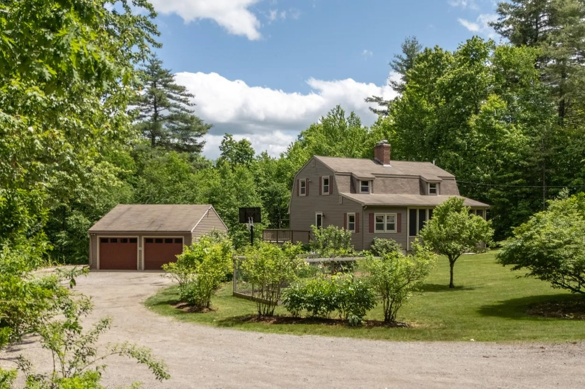 54 Town Farm Road New Boston NH 03070