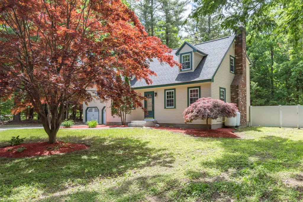 22 Vista Way Merrimack NH 03054