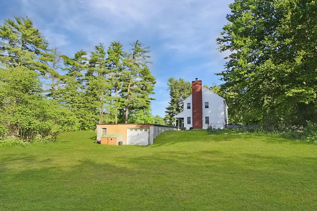 132 Blacksnake Road Seabrook NH 03874
