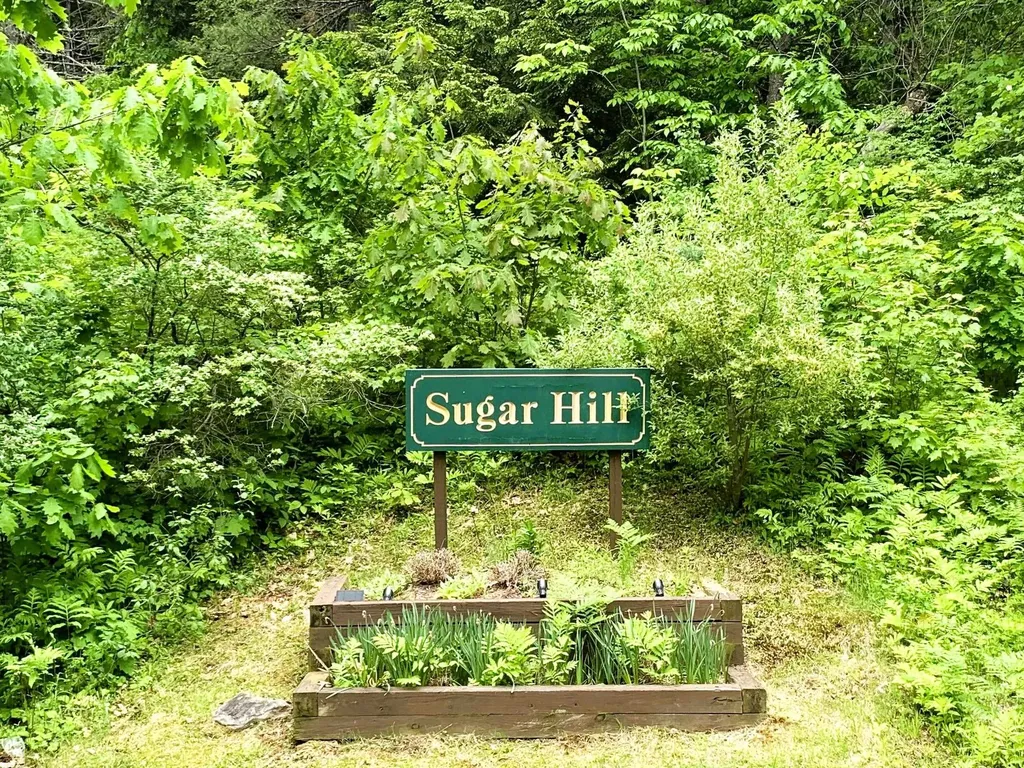 172 Sugar Hill Lane Hartford VT 05059
