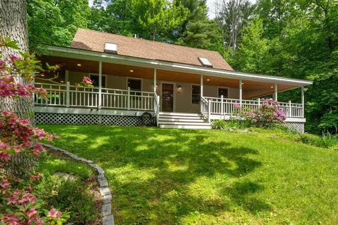 334 Davison Road Henniker NH 03242