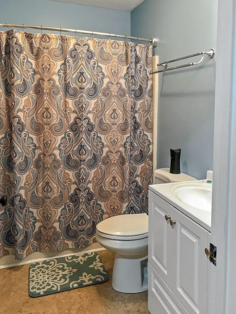 40 Marsten Lane Enfield NH 03748