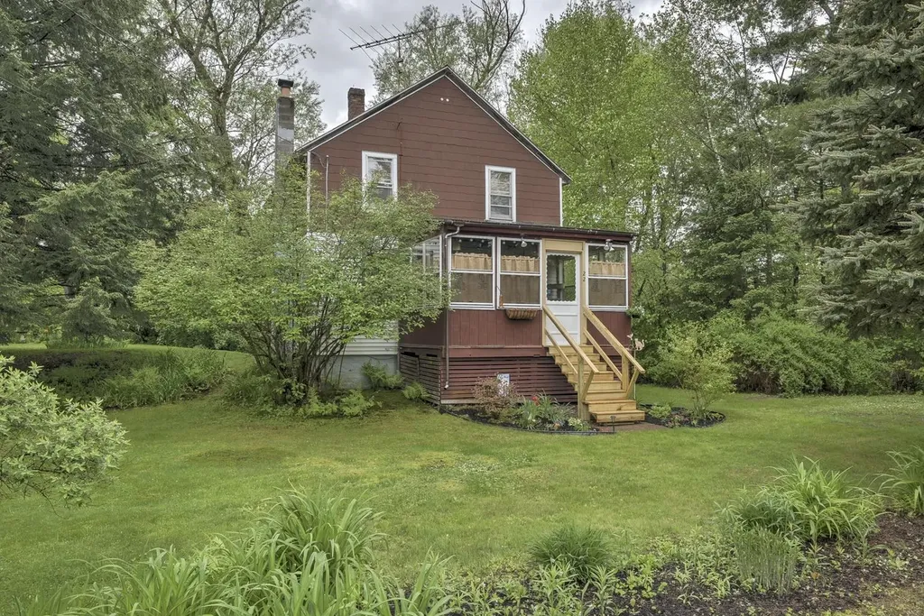 22 Blaine Street Keene NH 03431