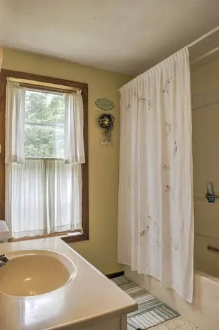 22 Blaine Street Keene NH 03431