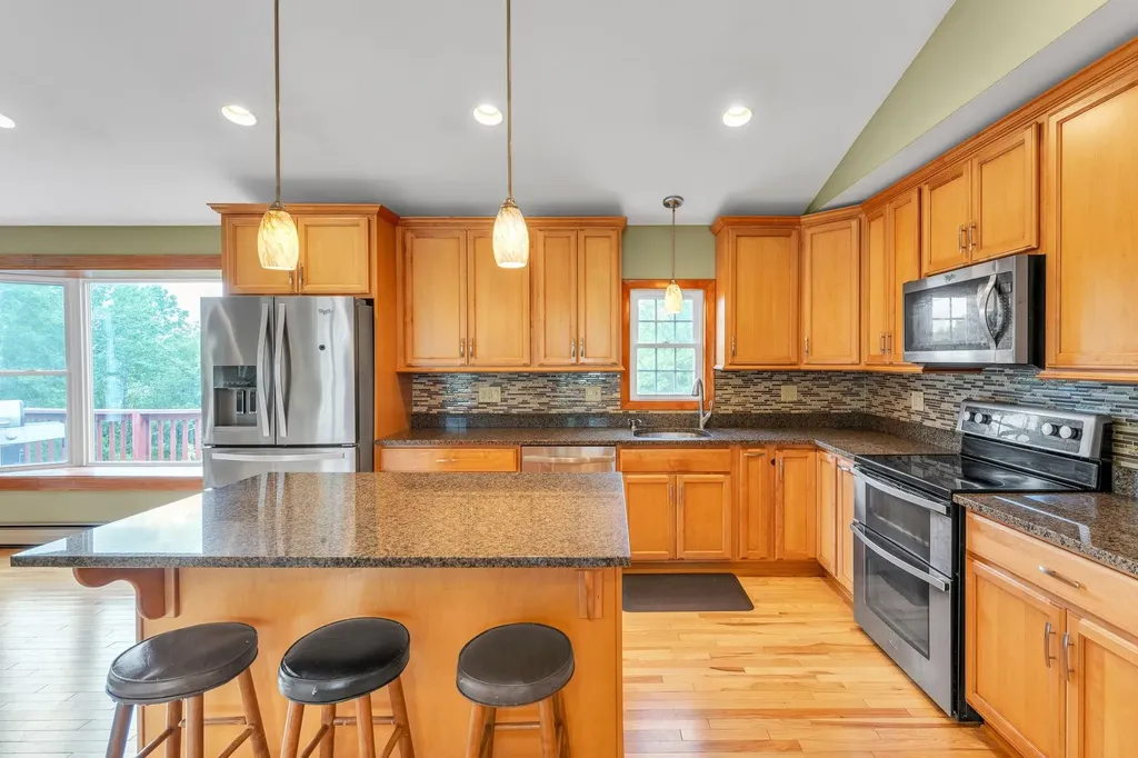 16 Platinum Plain Barre Town VT 05641