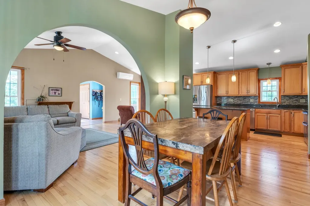 16 Platinum Plain Barre Town VT 05641