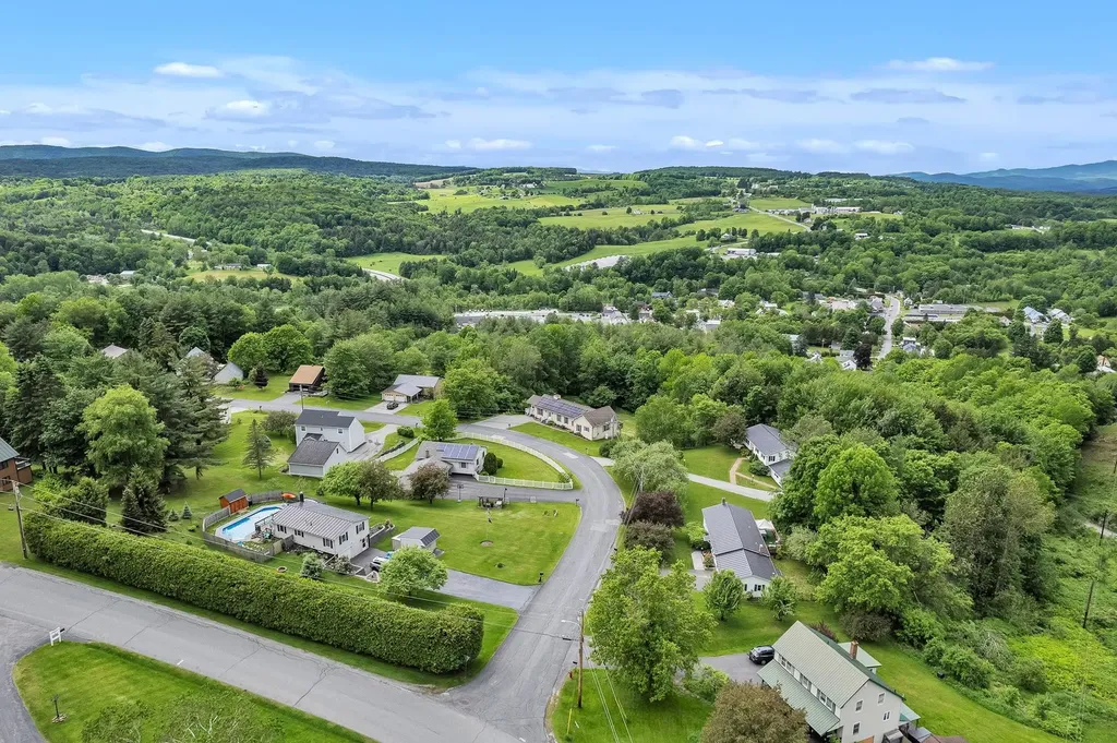 16 Platinum Plain Barre Town VT 05641
