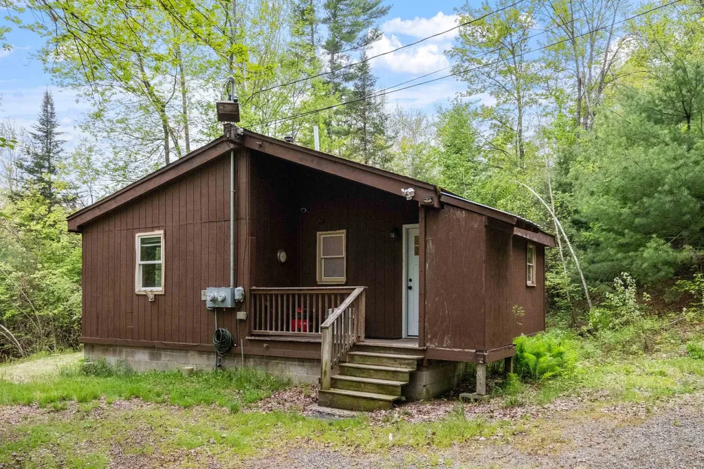 26 Beech River Circle Ossipee NH 03814