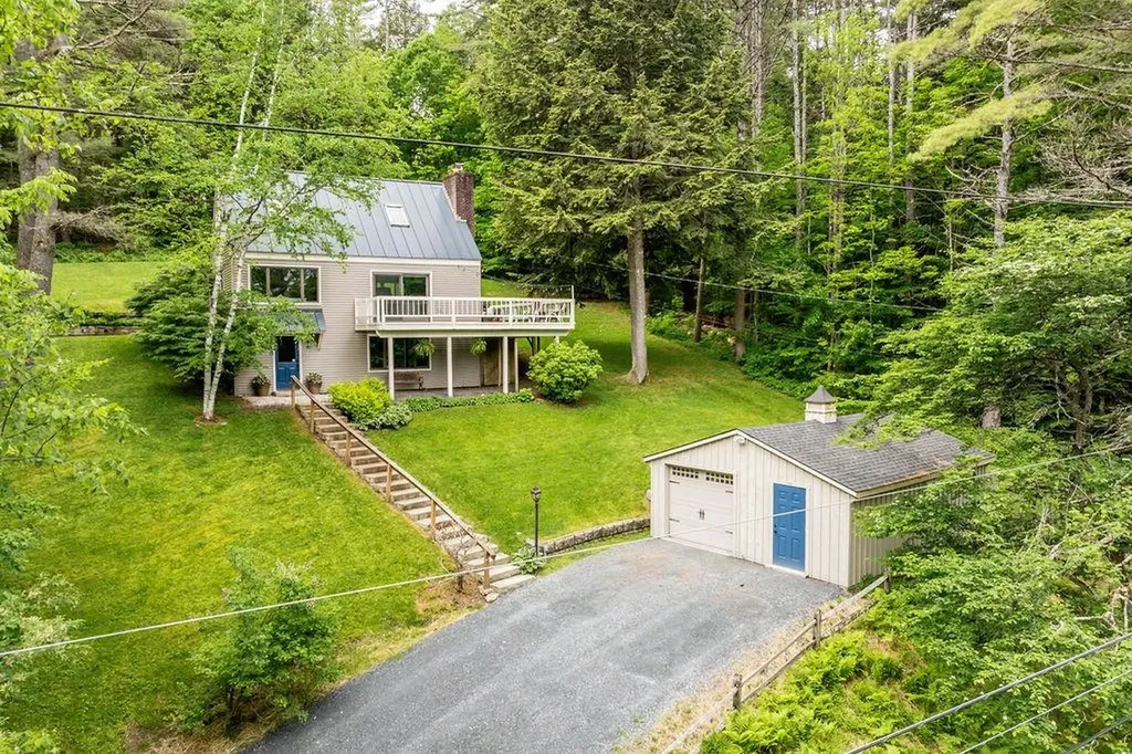 151 Dwight Road Hartford VT 05059