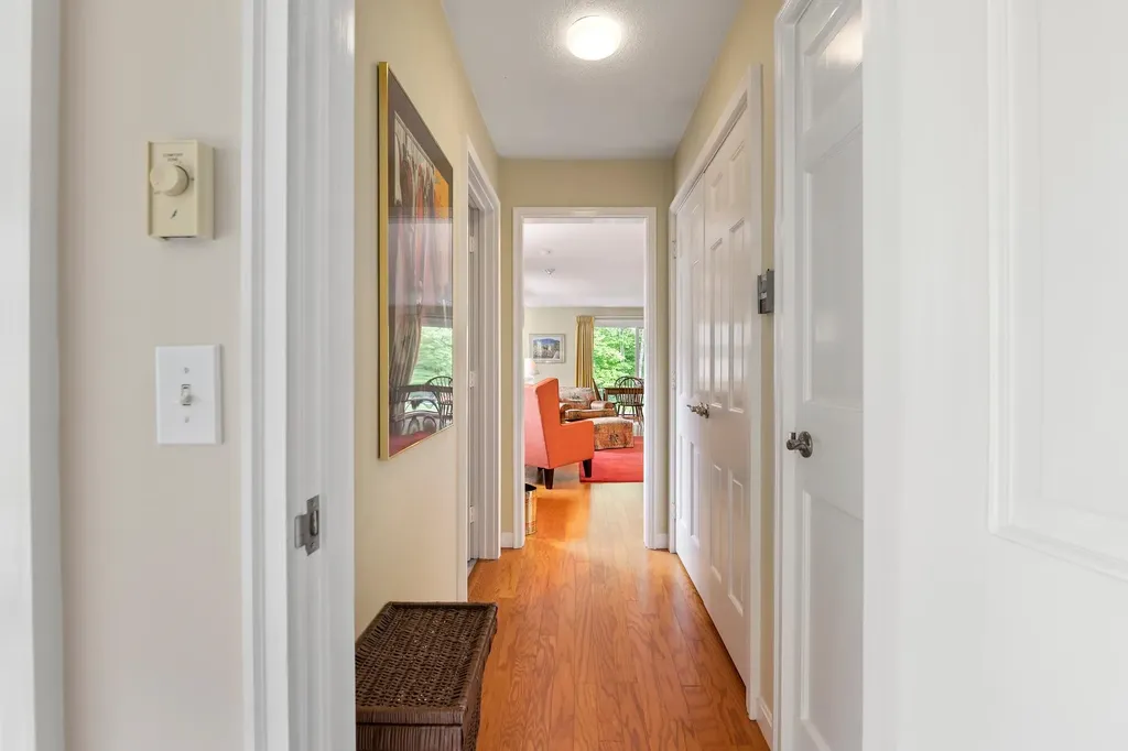 21 Hilltop Place New London NH 03257