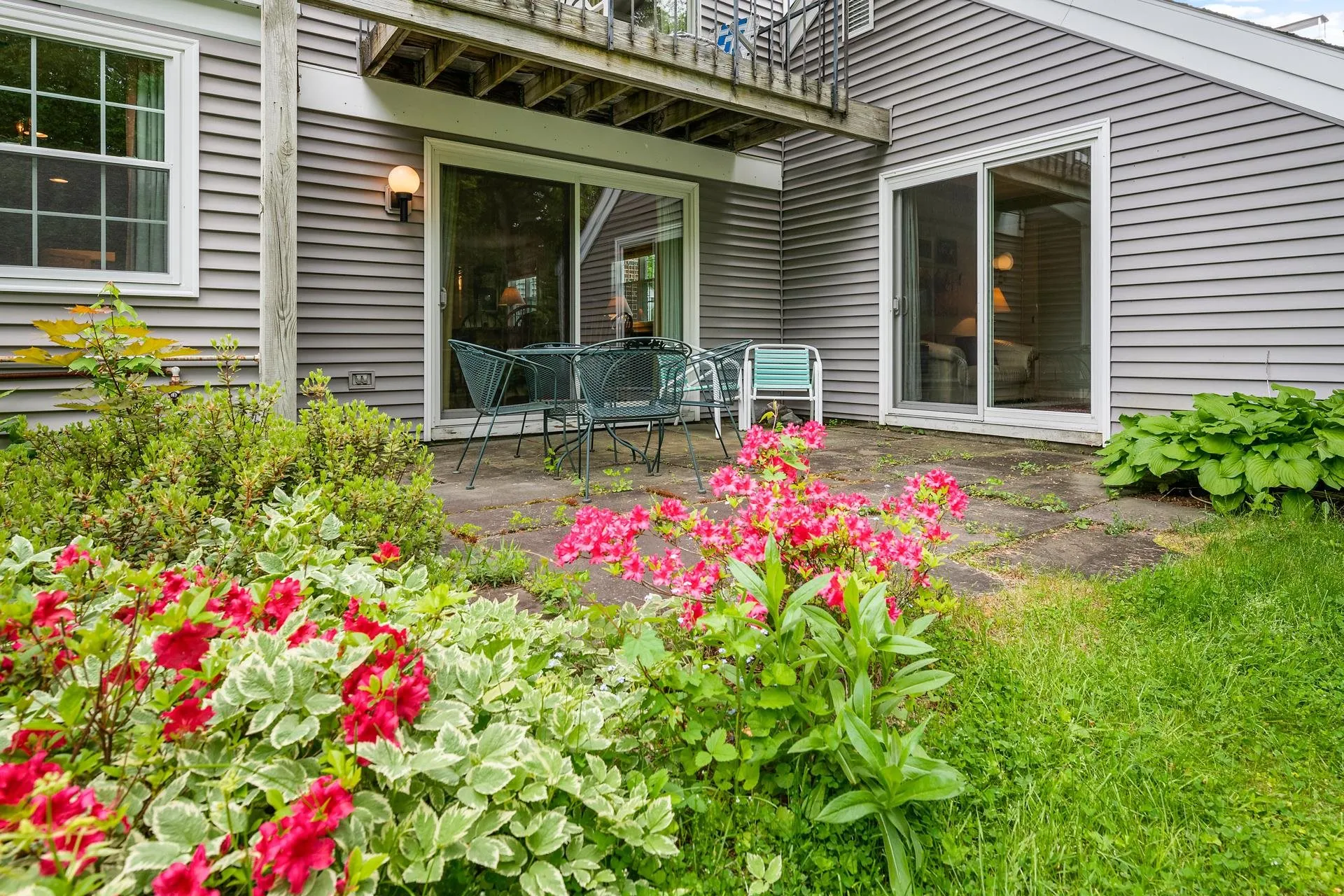 21 Hilltop Place New London NH 03257
