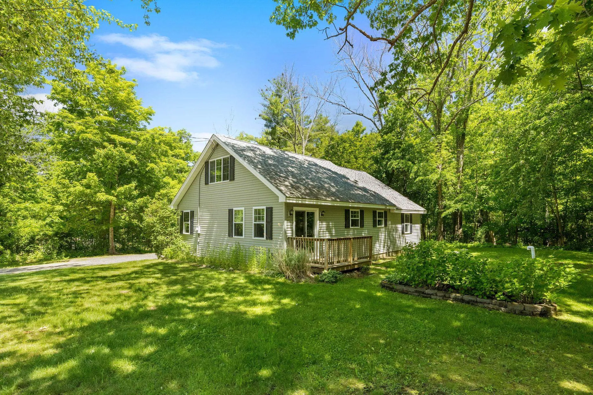 62 Stage Road Hampstead NH 03841