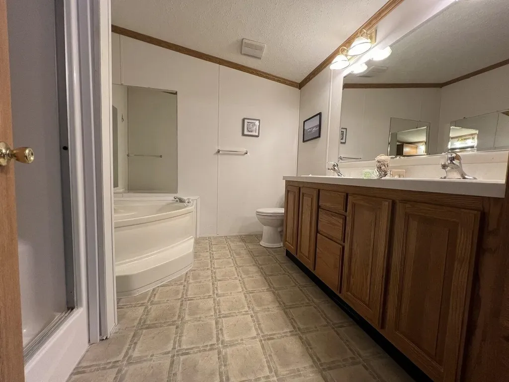 5856 Ethan Allen Highway New Haven VT 05472