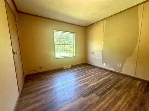 37 Kapper Drive Winchester NH 03470