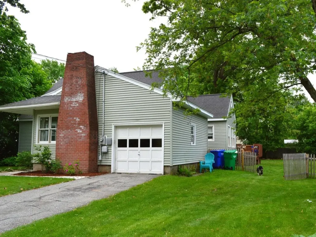 18 Mohawk Avenue Essex Junction VT 05452