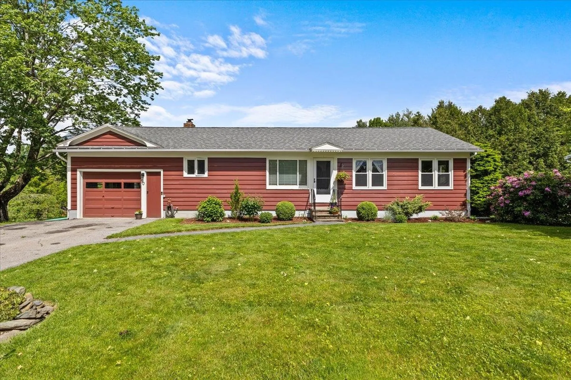 90 Lakeview Terrace Waterbury VT 05677