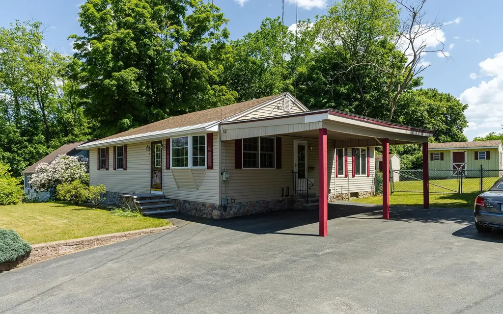 29 West Diane Drive Keene NH 03431